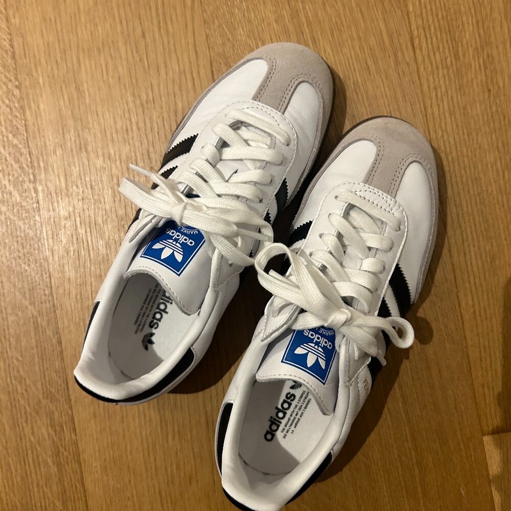 Good condition womens Adidas OG Samba
